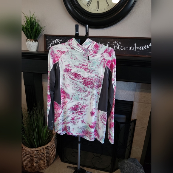 Magellan Outdoors Pink and White Boyfriend Fit Pullover - Picture 3 of 11